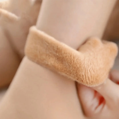 SnuggleSocks - Lumingo